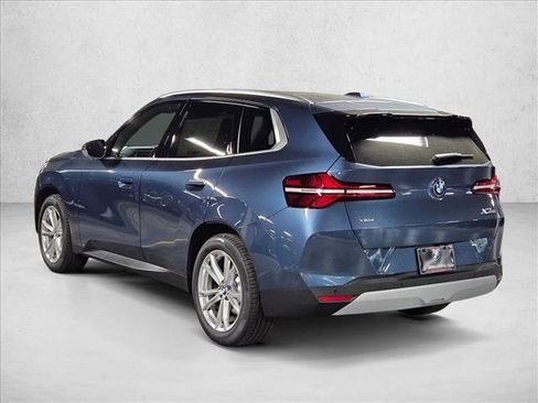 Used 2025 BMW X3 xDrive30i w/ Convenience Package image 9