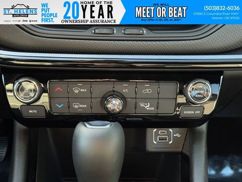 New 2026 Jeep Compass Latitude image 27