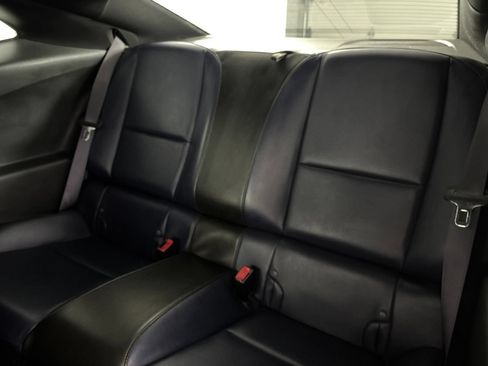 Used 2015 Chevrolet Camaro SS RWD image 17