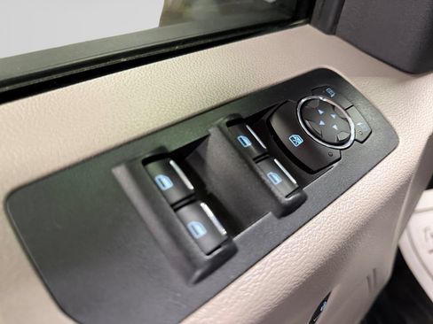 Used 2015 Ford F150 XL w/ Equipment Group 101A Mid AWD/4WD image 34