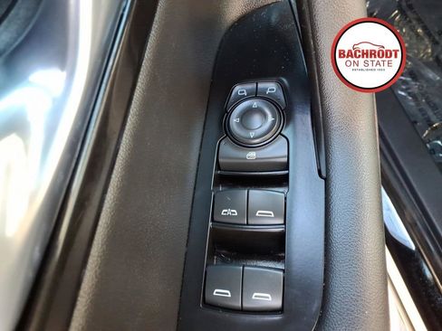 Certified 2023 Chevrolet Blazer RS w/ Driver Confidence II Package image 16