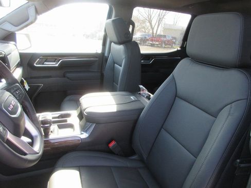 New 2026 GMC Sierra 1500 Elevation w/ Elevation Premium Package image 14