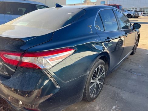 Used 2020 Toyota Camry SE image 8