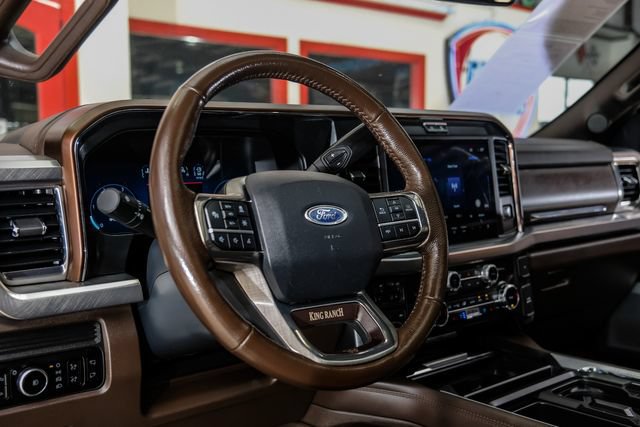 Used 2025 Ford F250 King Ranch w/ FX4 Off-Road Package AWD/4WD image 17