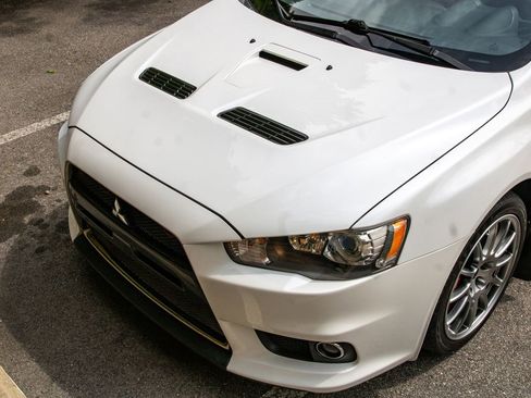 Used 2015 Mitsubishi Lancer Evolution Final Edition AWD/4WD image 2