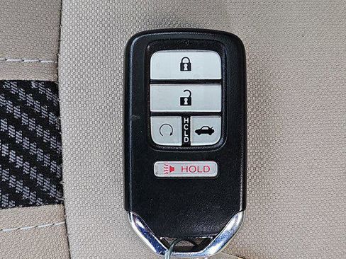 Used 2016 Honda Civic EX-T image 36