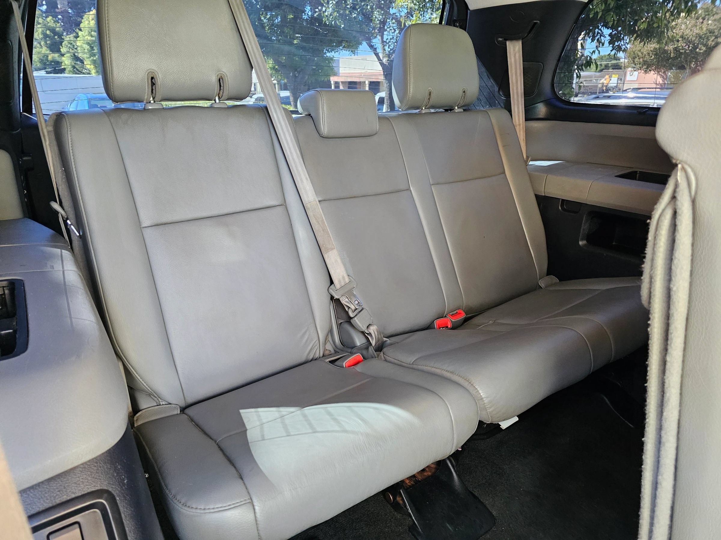 Used 2013 Toyota Sequoia Limited AWD/4WD image 28