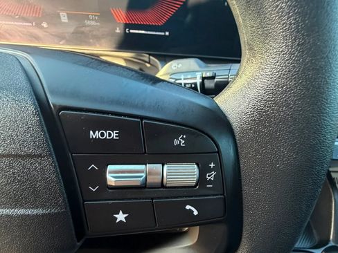 Used 2025 Kia K4 FWD image 49