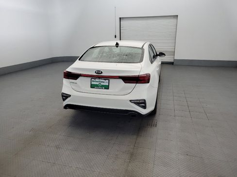 Used 2020 Kia Forte LXS FWD image 7