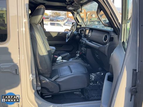 Used 2022 Jeep Wrangler Unlimited Sahara w/ Cold Weather Group image 56