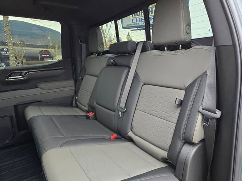 Used 2026 Chevrolet Silverado 1500 ZR2 w/ Dark Appearance Package image 17