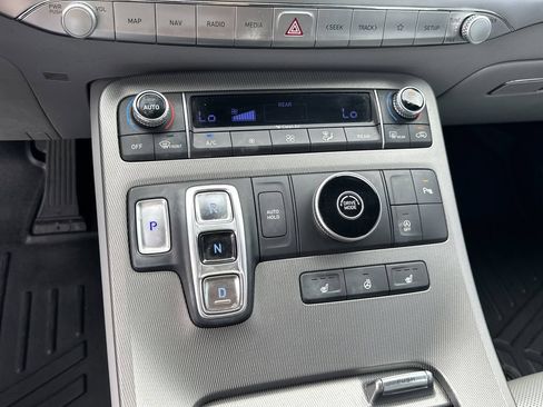 Used 2021 Hyundai Palisade SEL w/ Premium Package FWD image 23
