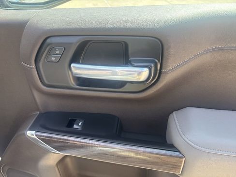 Used 2022 Chevrolet Silverado 1500 LTZ image 61