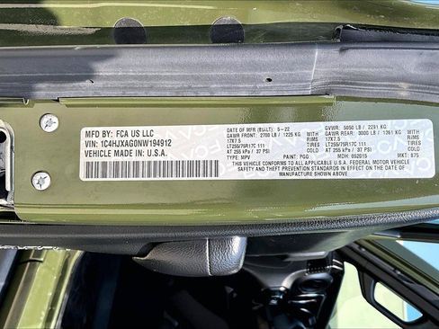 Used 2022 Jeep Wrangler Sport AWD/4WD image 19