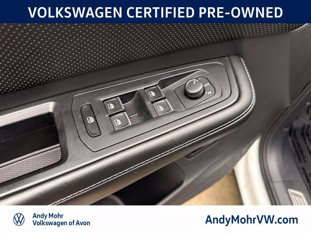 Used 2024 Volkswagen Atlas SE AWD/4WD image 16
