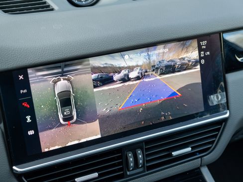 Certified 2023 Porsche Cayenne Coupe image 29