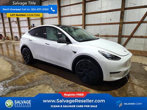 Used 2025 Tesla Model Y Long Range AWD/4WD image 5
