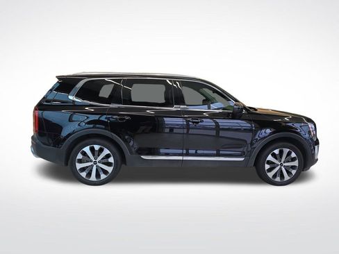 Used 2022 Kia Telluride EX w/ EX Premium Package FWD image 8