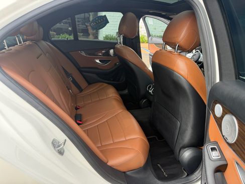 Used 2020 Mercedes-Benz C 300 Sedan image 11