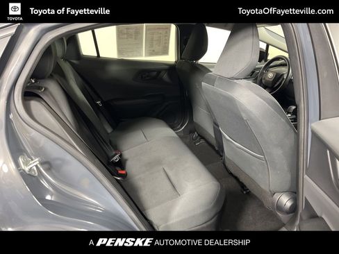 Used 2024 Toyota Prius LE image 6