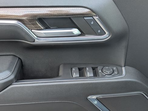Used 2024 Chevrolet Silverado 1500 LT RWD image 15