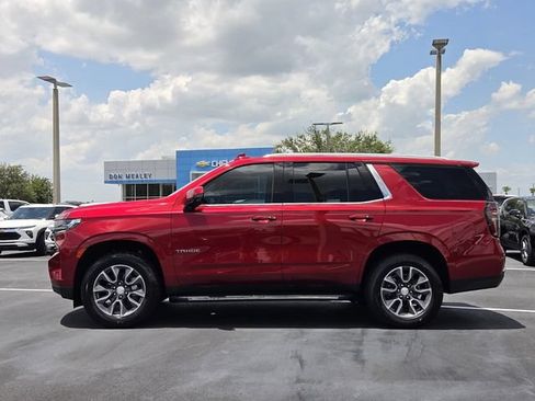 Used 2022 Chevrolet Tahoe LT w/ Luxury Package RWD image 3