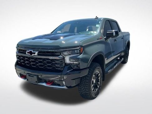 Used 2025 Chevrolet Silverado 1500 ZR2 w/ Technology Package AWD/4WD image 12