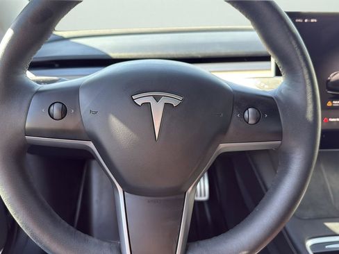 Used 2023 Tesla Model 3 Performance image 17