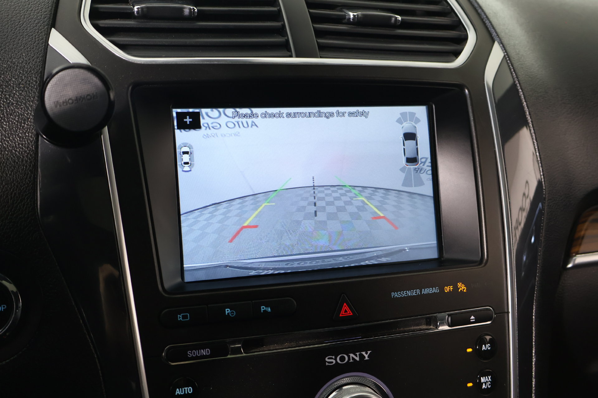 Used 2018 Ford Explorer Limited w/ Equipment Group 301A AWD/4WD image 6