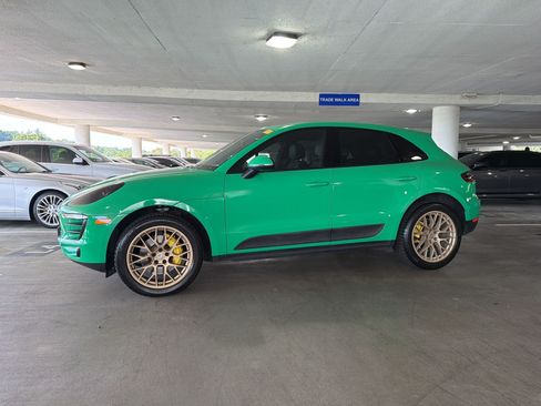Used 2017 Porsche Macan S AWD/4WD image 2