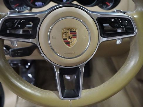 Used 2017 Porsche Cayenne Platinum Edition AWD/4WD image 14