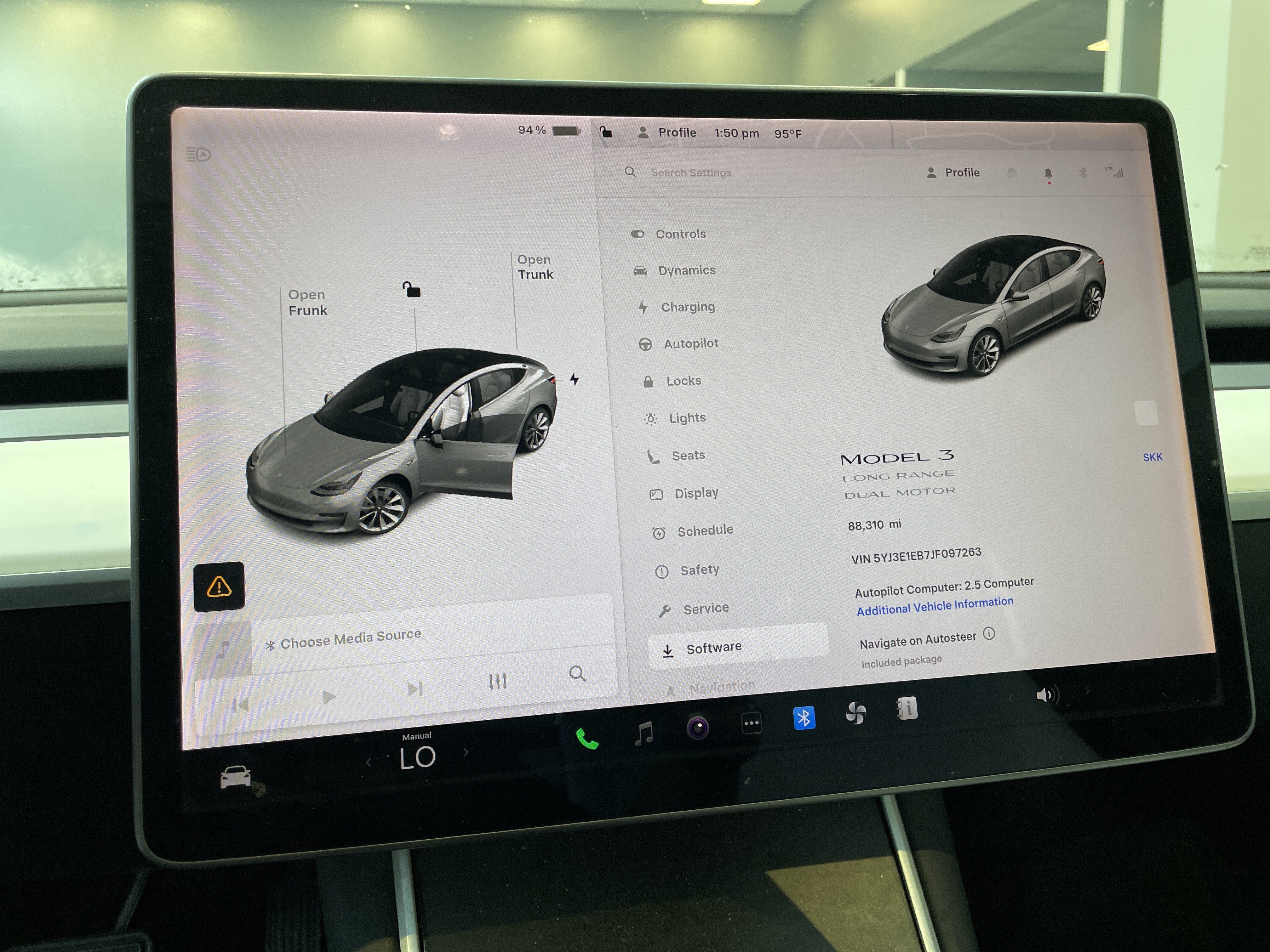 Used 2018 Tesla Model 3 Long Range AWD/4WD image 22