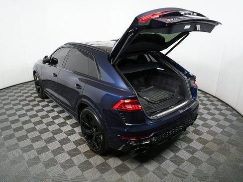 Used 2024 Audi RS Q8 w/ Black Optic Package AWD/4WD image 31