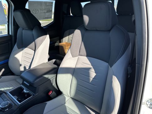 New 2025 Toyota Tacoma TRD Sport w/ TRD Sport Upgrade Package image 13