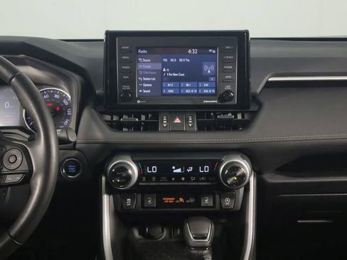Used 2021 Toyota RAV4 XLE Premium FWD image 24