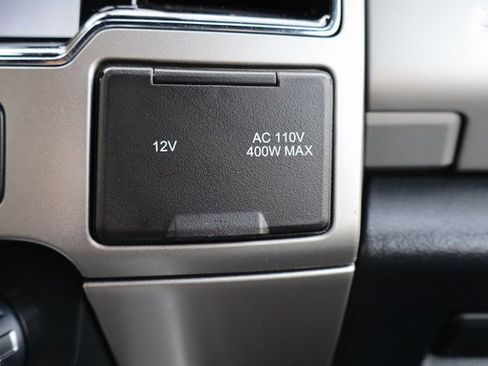 Used 2022 Ford F250 Lariat w/ Lariat Value Package image 31