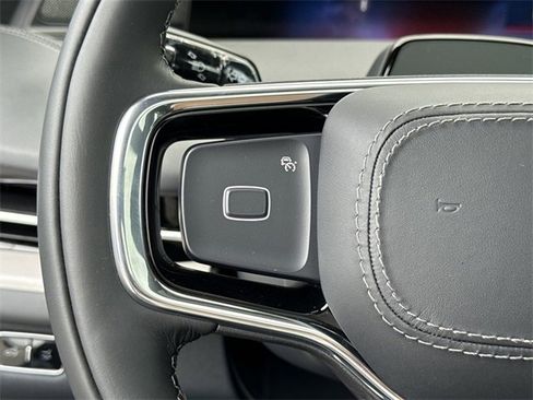 New 2025 Lincoln Navigator Reserve w/ Jet Appearance Package image 38