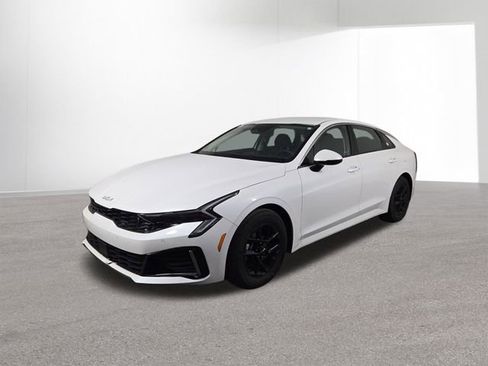 Certified 2026 Kia K5 LXS image 2