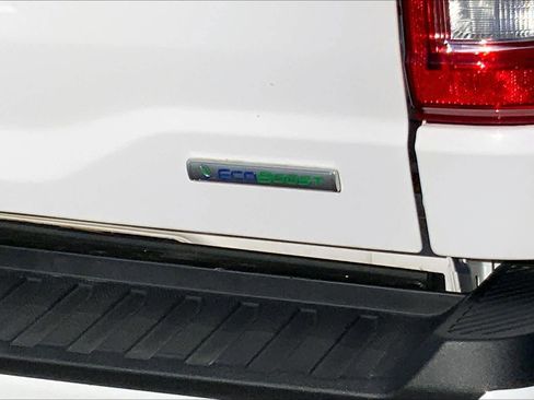 Certified 2022 Ford F150 XL w/ STX Appearance Package image 27