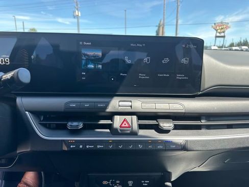 Used 2025 Kia K4 FWD image 15