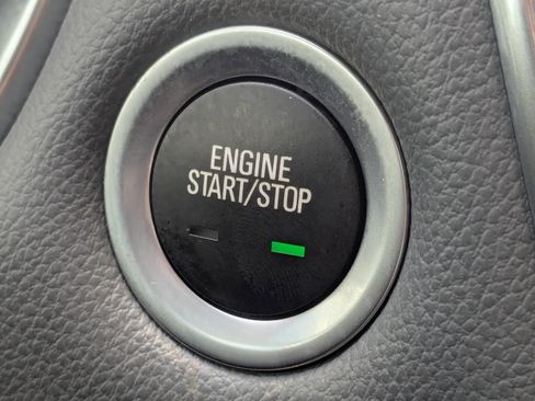 Used 2019 Chevrolet Traverse Premier w/ Driver Confidence II Package image 39