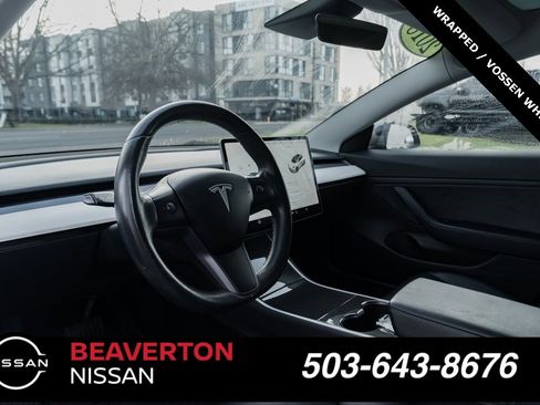 Used 2018 Tesla Model 3 Long Range image 17