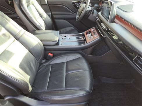 Used 2023 Lincoln Aviator Reserve w/ Equipment Group 201A image 26