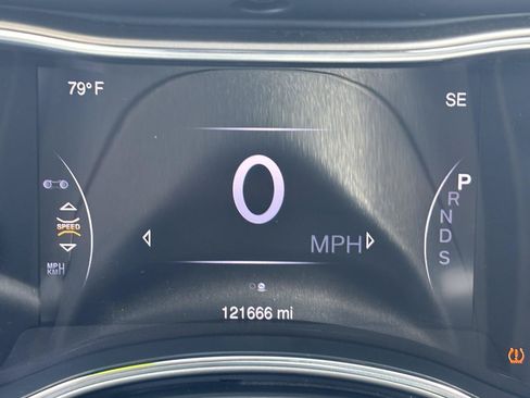 Used 2014 Jeep Grand Cherokee Limited AWD/4WD image 12