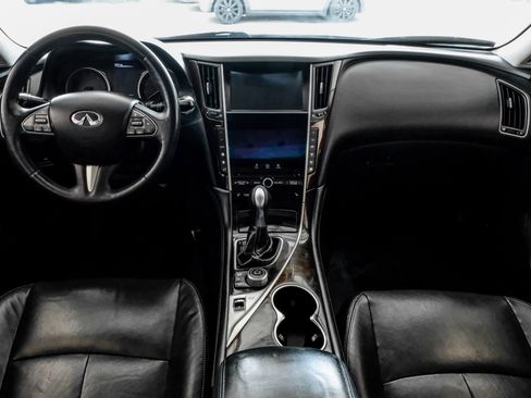 Used 2016 INFINITI Q50 3.0t Premium w/ Driver Assistance Package image 12
