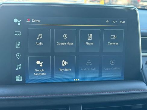 Used 2024 Chevrolet Suburban RST AWD/4WD image 32