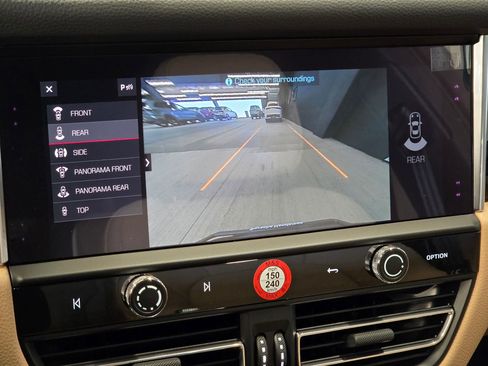 New 2026 Porsche Macan AWD/4WD image 20