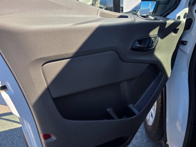 Used 2025 Ford Transit 150 Low Roof RWD image 8