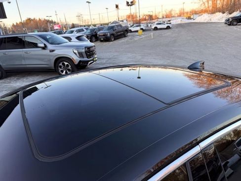 Used 2022 Cadillac CT5 Premium Luxury image 8