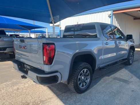 Used 2024 GMC Sierra 1500 AT4 w/ Technology Package image 4